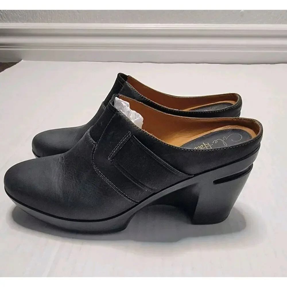 Cole Haan Clogs Women's Size 7.5 B Air Sara Mules NikeAir Black Leather D29426